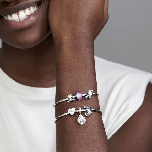 🐰 Pandora Nini the Rabbit Charm - Picture 5 of 6